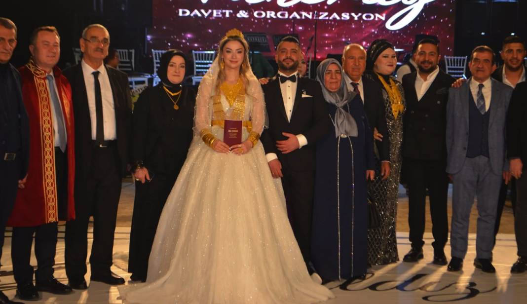Gaziantep'in Siyaset ve İş Dünyası Bu Nikah ve Düğünde Buluştu! Muhteşem Düğünde Neler Yaşandı? 5